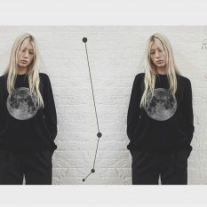 Mė0/ The moon