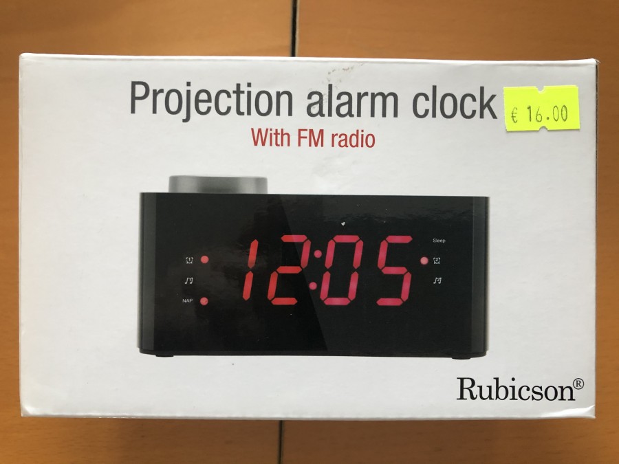 Rubicson projection alarm clock with FM radio