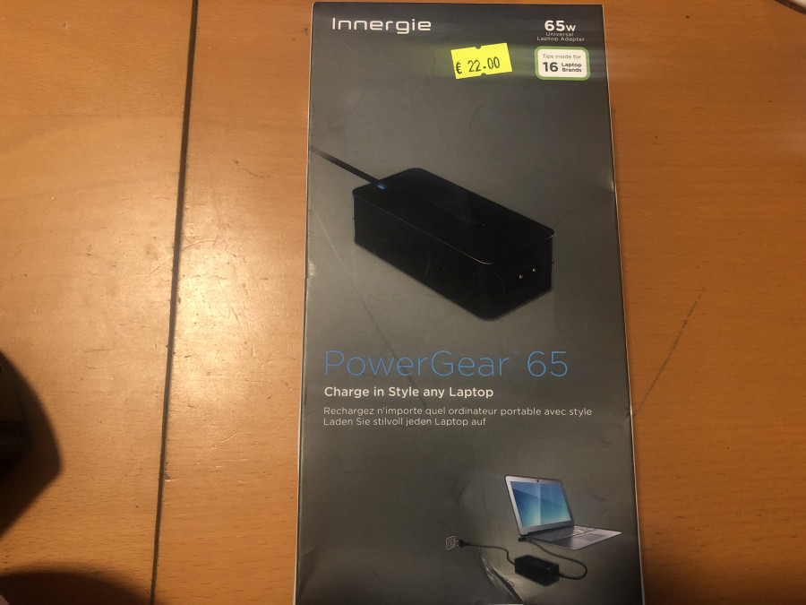 „PowerGear 65“ 65 W universalus nešiojamojo kompiuterio adapteris