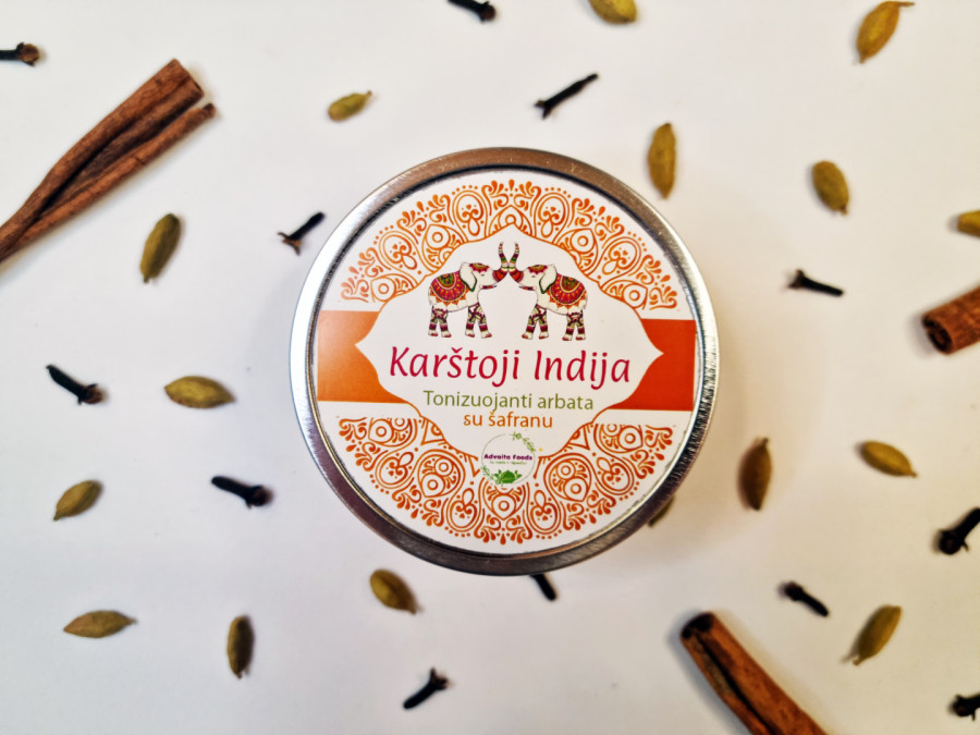 Tonizuojanti arbata "Karštoji Indija" su šafranu