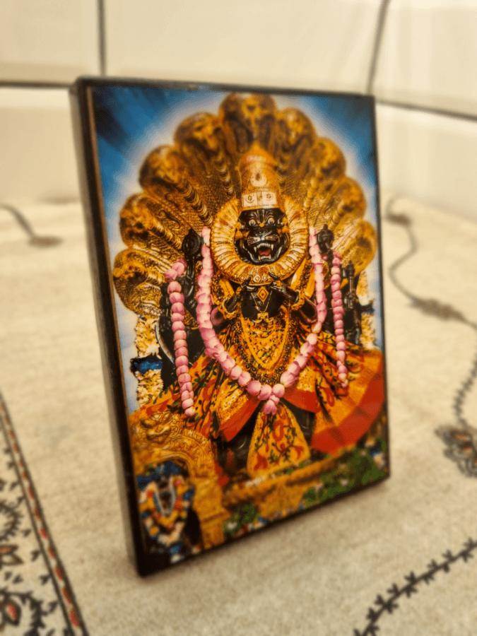 Nrisimha stovelis (13 x 9 cm)