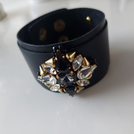 Odinė apyrankė su swarovski