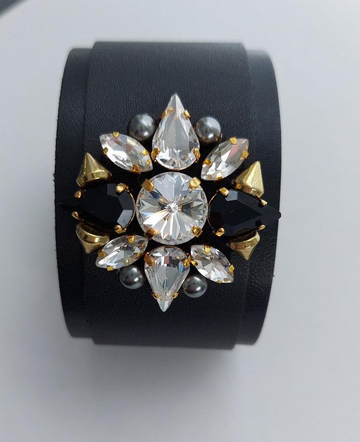 Odinė apyrankė su swarovski