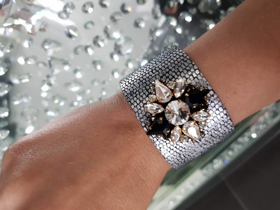 Odinė apyrankė su swarovski