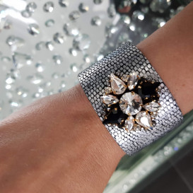 Odinė apyrankė su swarovski