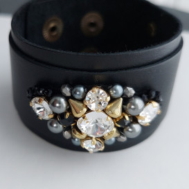Odinė apyrankė su swarovski