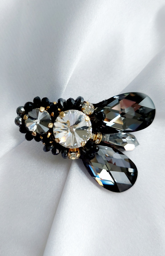 Sagė musė su swarovski