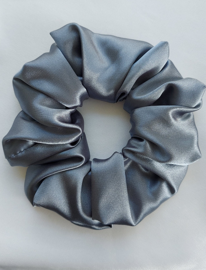 Gumyte plaukams grey