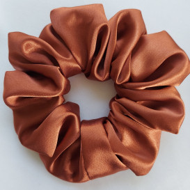 Plauku gumyte dark caramel
