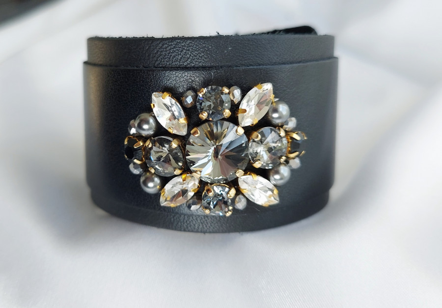 Odinė apyrankė su swarovski