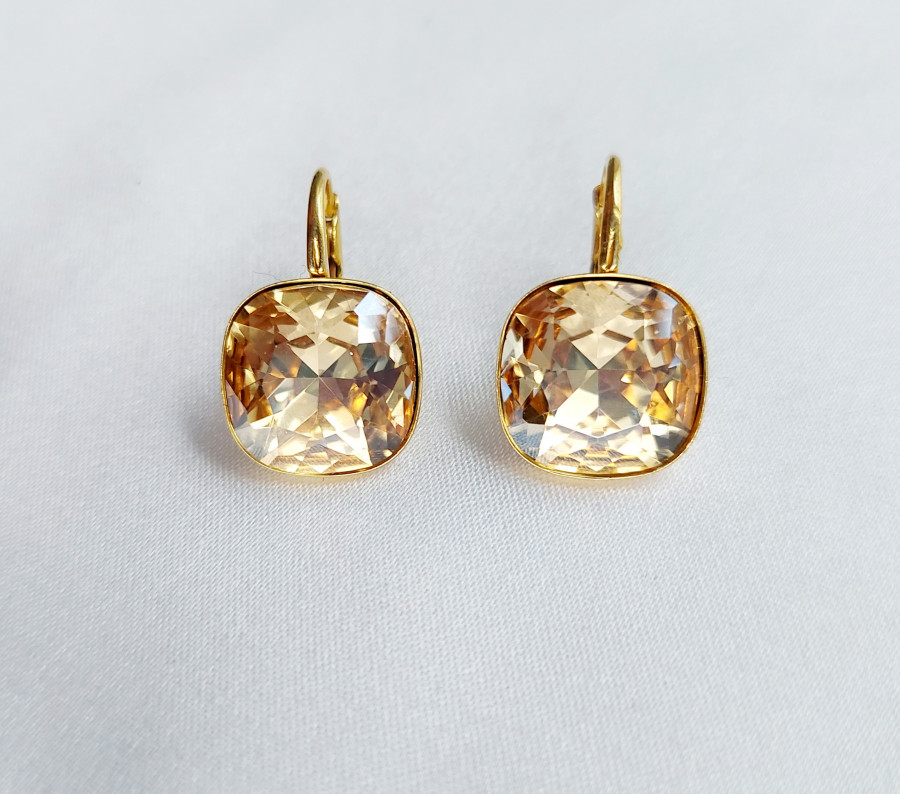 Auskarai "Kavadratukai" su swarovski Golden Shadow