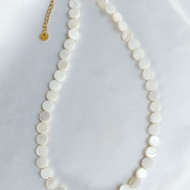 Natūralių kriauklių vėrinys classic white S