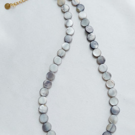 Natūralių kriauklių vėrinys classic Grey S