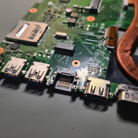 Asus X550L Veikianti plokštė