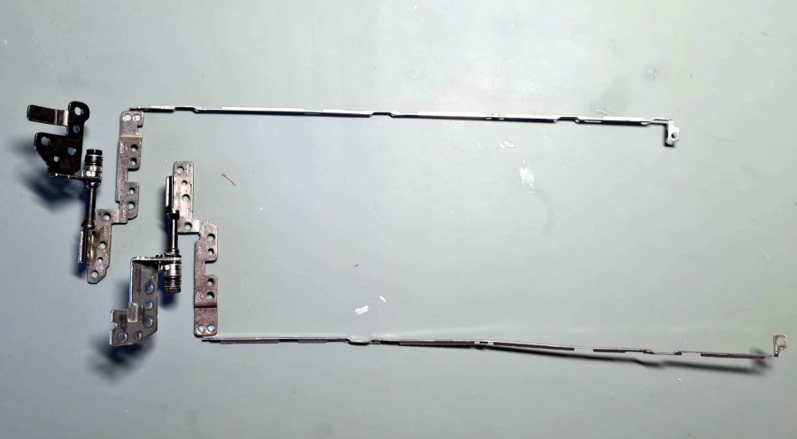 Lenovo IdeaPad 3 15IAU7 vyriai
