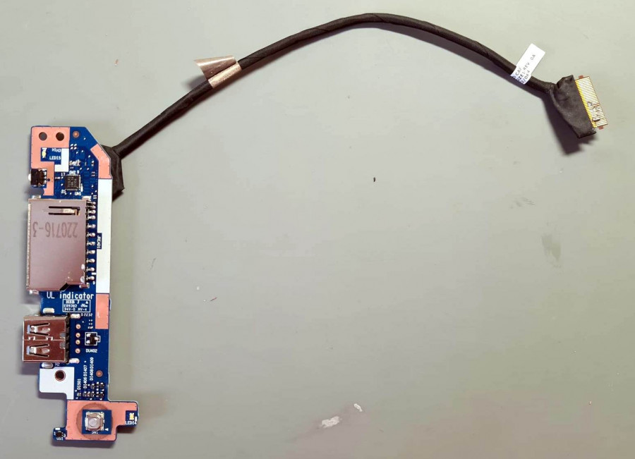 Lenovo IdeaPad 3 15IAU7 USB, SD lizdas, Power įjungimas su šleifu