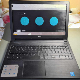 Dell Vostro 15 3000 veikia