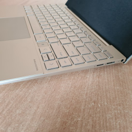 HP ENVY 13-BA korpusas su klaviatūra