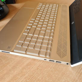 HP Pavilion 15-CS 15T-CS Series (HP Pavilion g7) baltas