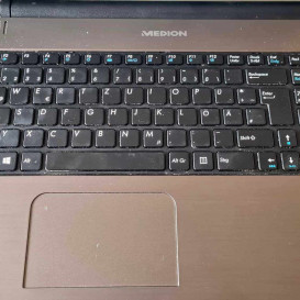 Medion E6239 veikia