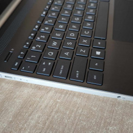 HP 15-DW (LA - H325P)