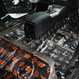 Comfort Mat ATOM BOMB | 4.2mm Butyl Vibration-Damping Mat | 500 x 700 mm