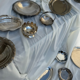 Sidabro spalvos vintažiniai padėklai (In- 23)