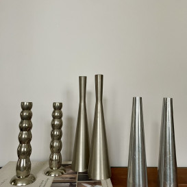 Sidabro spalvos minimalistinės žvakidės (Ž - 69)