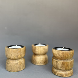 Medinė žvakidė arbatinei žvakei (Ž - 70)